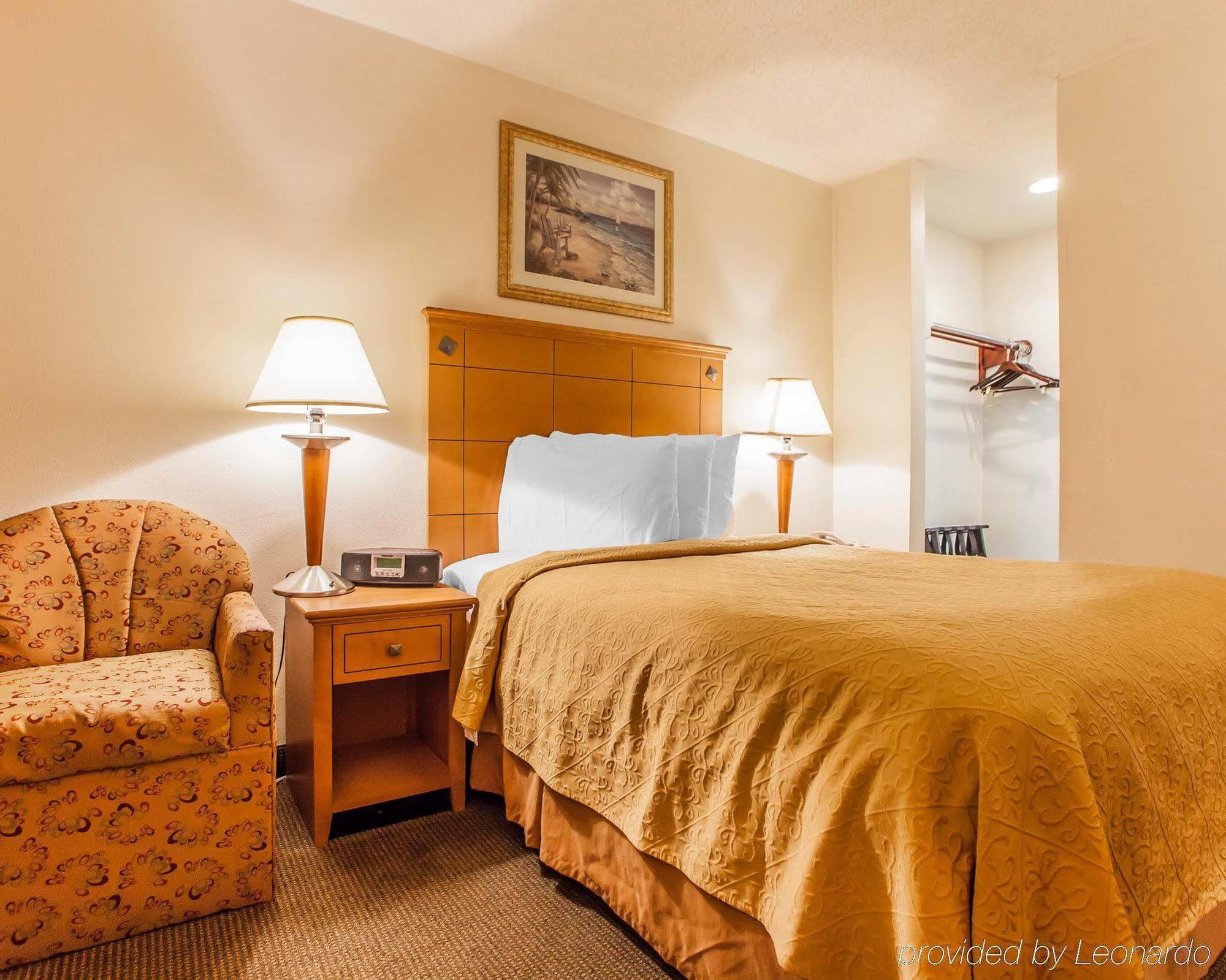 Rodeway Inn Point Pleasant Beach Экстерьер фото