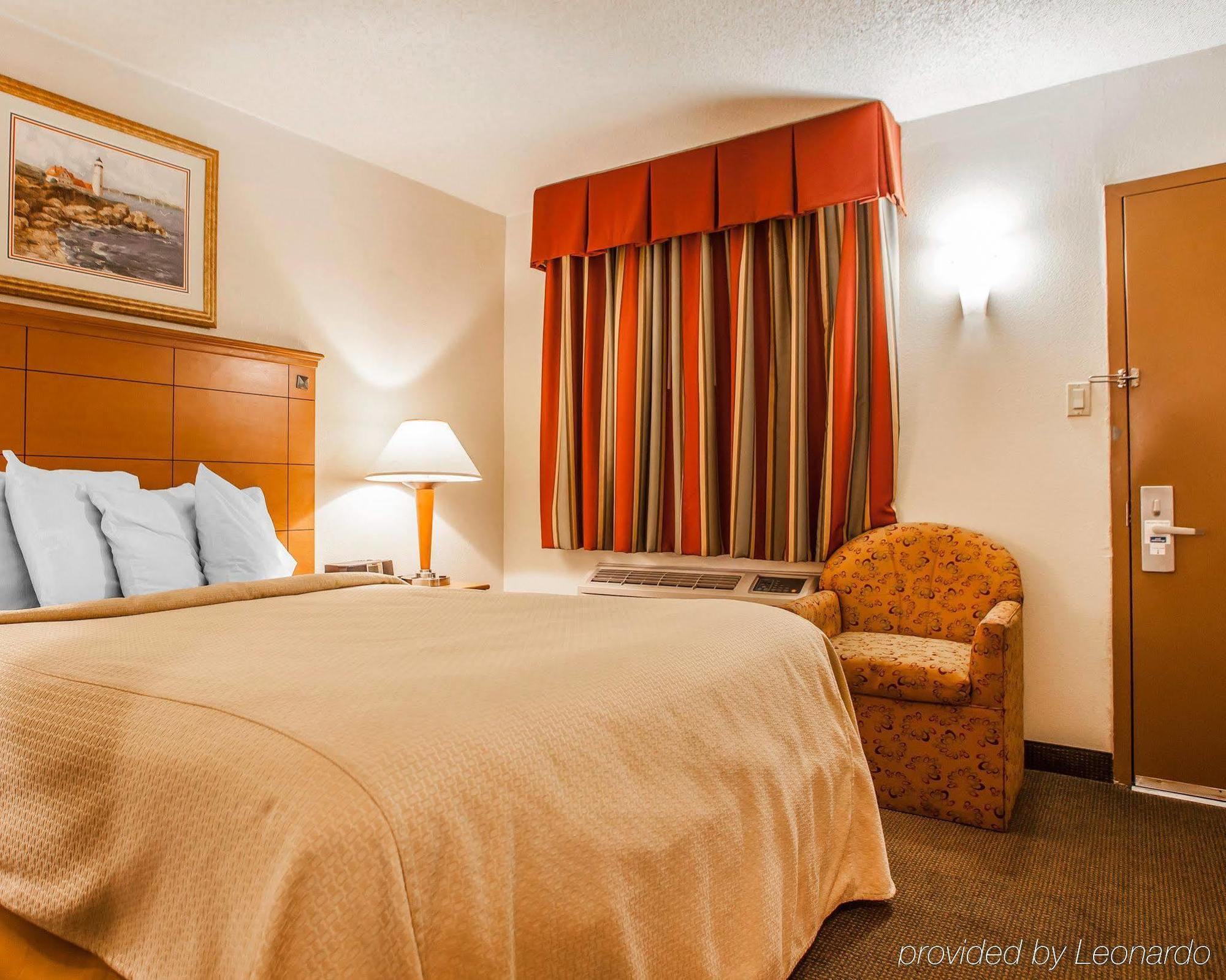 Rodeway Inn Point Pleasant Beach Экстерьер фото